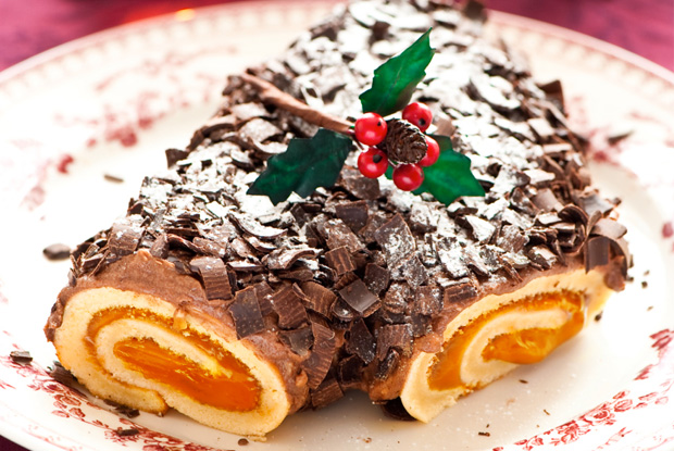 Bûche de Noël légère pommes-mangues et caramel au beurre salé de Charles & Alice