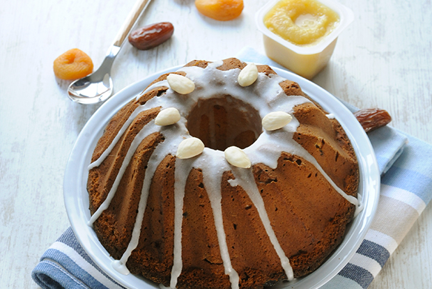 Gâteau à la mirabelle aux fruits secs et aux épices de Charles & Alice